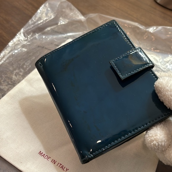 Salvatore Ferragamo RARE blue patent calf leather wallet-some marks stickiness - Picture 6 of 17